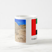 Eine raue, trockene Landschaft Kaffeetasse (Mittel)