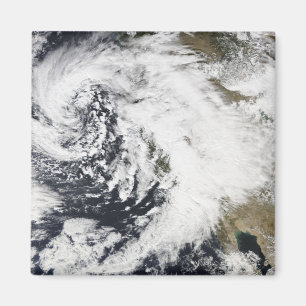 Eine Reihe starker Stürme mit heftigen Winden Magnet