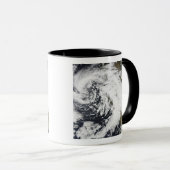 Eine Reihe starker Stürme mit heftigen Winden Tasse (VorderseiteRechts)