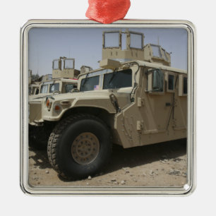Eine Reihe von humvees von Task Force Militär Silbernes Ornament