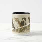 Eine Reihe von Kittens von Helena Maguire Tasse (Zentrum)