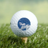 Eine Reihe von Wolken Golfball (Insitu T-Shirt)