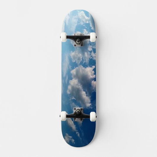 Eine Reihe von Wolken Skateboard (Vorderseite)