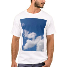 Eine Reihe von Wolken