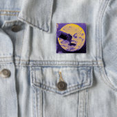 Eine Reise zum Mond (Lila Fiselig Fuzz) Button (Beispiel)