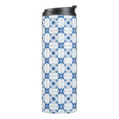 Eine Reisetasche mit schwarzem Deckel  Thermosbecher (Nach links gedreht)