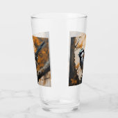 Eine Robin's Serenade in der Kanone, Glas (Links)