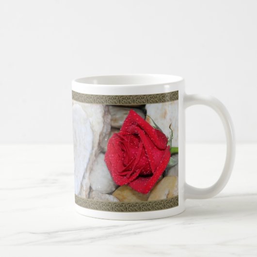 Eine Rose mit Herz-Tasse Kaffeetasse (Rechts)