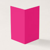 Eine rote Rose mit lebhaften Blütenblättern, umgeb (Vorderseite)