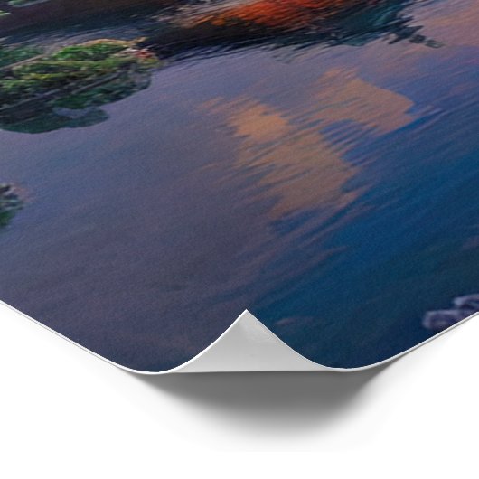 Eine ruhige Oase am Ufer des Flusses Poster (Ecke)