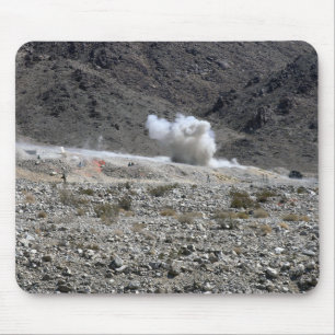 Eine Runde aus einem AT-4-Raketenwerfer Mousepad