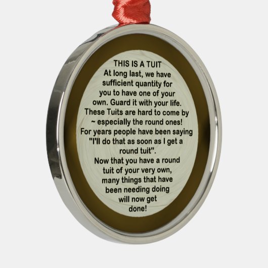 Eine runde Tuit ~ Verzierung Silbernes Ornament (Rechts)