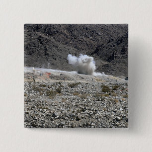 Eine Runde von einer kleinen AT-4 Button