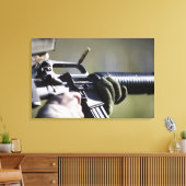 Eine Rundfliege aus der Kammer eines M-16A2 Leinwanddruck (Insitu (Wohnzimmer))