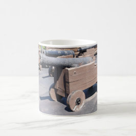 Eine Sammlung von Cannons Kaffeetasse