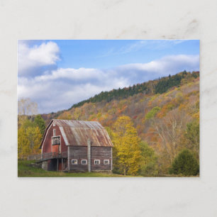 Eine Scheune in Vermonts Green Mountains. Hancock, Postkarte