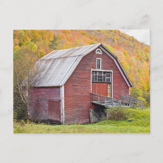 Eine Scheune in Vermonts grünen Bergen. Hancock, 2 Postkarte (Vorderseite)