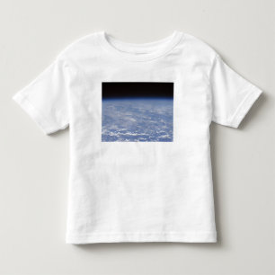 Eine schiefe Horizontansicht des atmosphe der Erde Kleinkind T-shirt