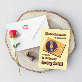 Eine schlanke Turntable, die eine Schallplatte spi Karte