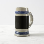 Eine schlichte, dunkle schwarze texturierte Oberfl Bierglas (VorderseiteRechts)