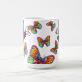Eine Schmetterlingsfliege-Tasse Kaffeetasse (Mittel)