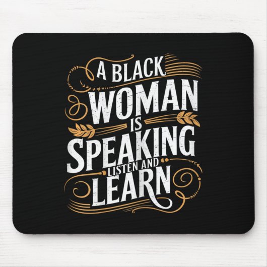 Eine schwarze Frau hört zu und lernt Junetee Mousepad (Vorne)
