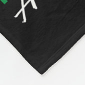 Eine schwarze Frau hört zu und lernt, wer weiß Fleecedecke (Ecke)