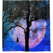 Eine schwarze Katze auf einem Draht Vollmond Duschvorhang (Vorderseite)