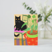 Eine schwarze Katze mit Hauspflanzen Postkarte (Stehend Vorderseite)