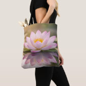 Eine Seerose Tasche (Von Nahem)