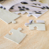 Eine Smokings-Katze haftet heraus ihre Zunge Puzzle (Seite)