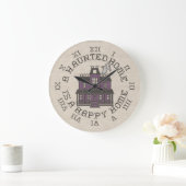 Eine Spuk Zuhause ist eine glückliche Zuhause Große Wanduhr (Zuhause)