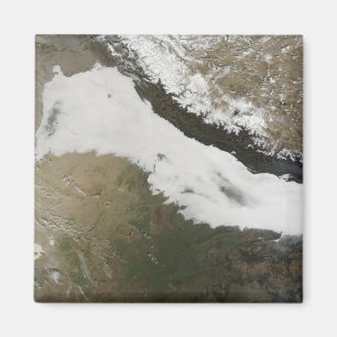 Eine starke Bank der tiefer Wolken Magnet