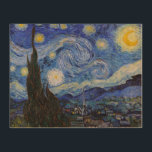 Eine Starry Night: Saint Remy von Vincent Van Gogh Holzdruck<br><div class="desc">Das Jahr ist 1889. Vincent Van Gogh ist Patient im Asyl von Saint-Paul-de-Mausole in Saint-Rémy-de-Provence, Frankreich. Er leidet an psychischen Erkrankungen, und seine Ärzte haben ihm geraten, drinnen bleibe und das Malen zu vermeiden. Aber Van Gogh kann dem Drang zu kreieren nicht widerstehen, und er verbringt seine Tage damit, Landschaften...</div>