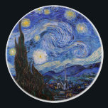 Eine Starry Night: Saint Remy von Vincent Van Gogh Keramikknauf<br><div class="desc">Das Jahr ist 1889. Vincent Van Gogh ist Patient im Asyl von Saint-Paul-de-Mausole in Saint-Rémy-de-Provence, Frankreich. Er leidet an psychischen Erkrankungen, und seine Ärzte haben ihm geraten, drinnen bleibe und das Malen zu vermeiden. Aber Van Gogh kann dem Drang zu kreieren nicht widerstehen, und er verbringt seine Tage damit, Landschaften...</div>