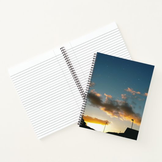 Eine sterngekrönte Straße Notizblock (Innenseite)