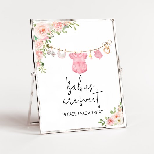 Eine süße Girl Baby Kleidung Babys sind süß Poster