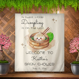 Eine süße kleine duftende Kwai-Babydusche im Hinte Wandteppich