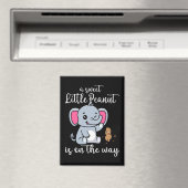 Eine süße kleine Erdnuss auf dem Weg neues Baby Co Magnet (In Situ (Geschirrspüler))