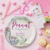 Eine süße kleine Erdnuss ist unterwegs Pappteller (Party)