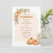 Eine süße kleine Pumpkin Herbst-Blumendusche Einladung (Stehend Vorderseite)
