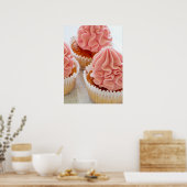 Eine süße Leckerei Kuchen mit rosa Zuckerguss Poster (Küche)