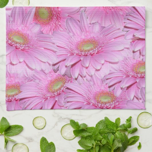 "Eine Symphonie rosa Gerberas" Geschirrtuch (Gefaltet)