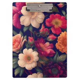 Eine Tapete mit Blumenmuster Klemmbrett