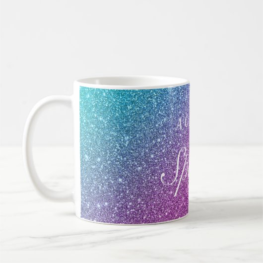 Eine Tasse funkelnde Tasse (Links)