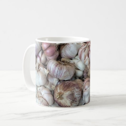 Eine Tasse Knoblauch (Vorderseite Links)