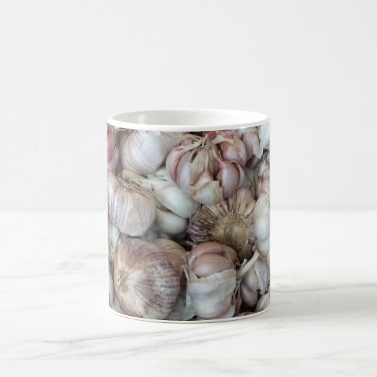 Eine Tasse Knoblauch (Mittel)