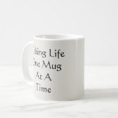 Eine Tasse nach der anderen (Vorderseite Links)