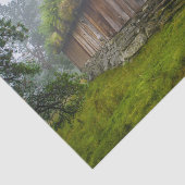 Eine Tierhütte im Wald Seidenpapier (Ausschnitt)