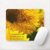 Eine Tochter hält eine Weile die Hand, aber Mousepad (Mit Mouse)